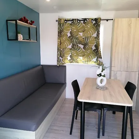 Mobil Home * Longueville (Manche)
